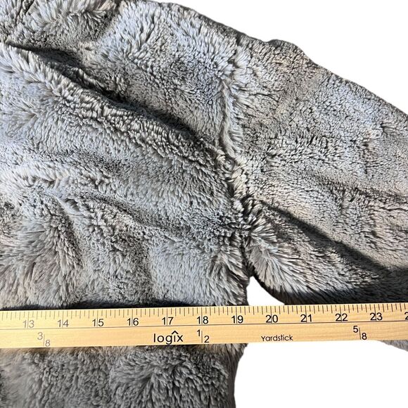 Lucky Brand Faux Fur Jacket Coat Women's Size Small Gray Cozy Soft Fuzzy - Picture 4 of 11